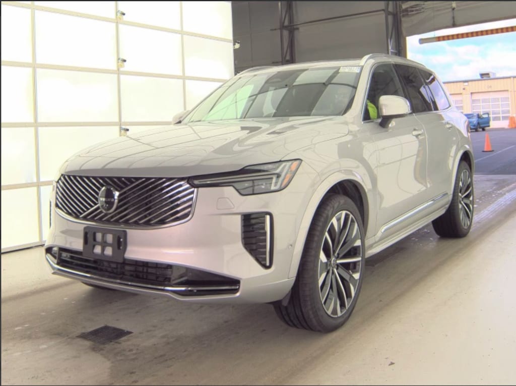 Used 2025 Volvo XC90 B6 Plus 7-Seater SUV