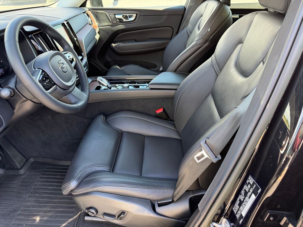 Certified 2023 Volvo XC60 B5 Ultimate Bright Theme SUV