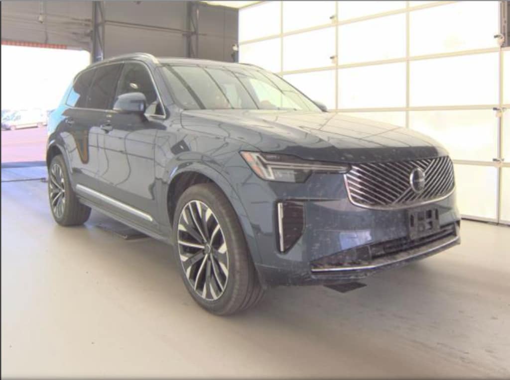 Used 2025 Volvo XC90 B6 Plus 7-Seater SUV