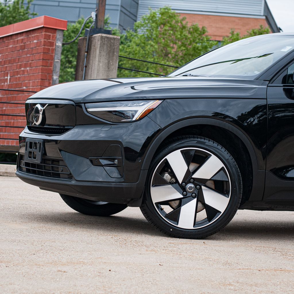 Used 2023 Volvo C40 Ultimate with VIN YV4ED3GM7P2043153 for sale in Bethesda, MD