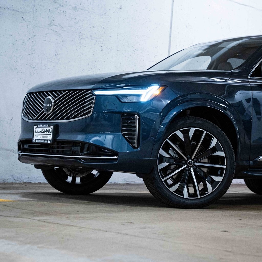 New 2026 Volvo XC90 B6 Ultra 6-Seater SUV