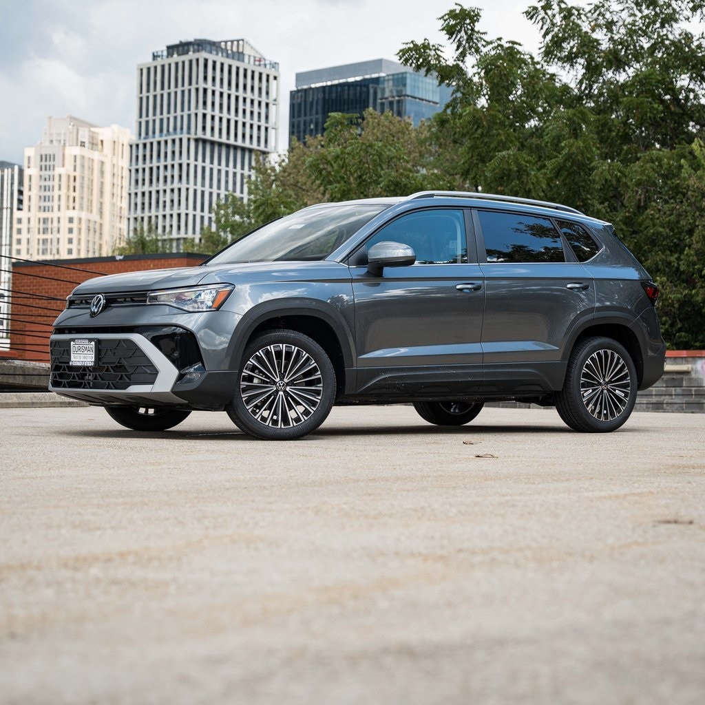 2025 Volkswagen Taos SE