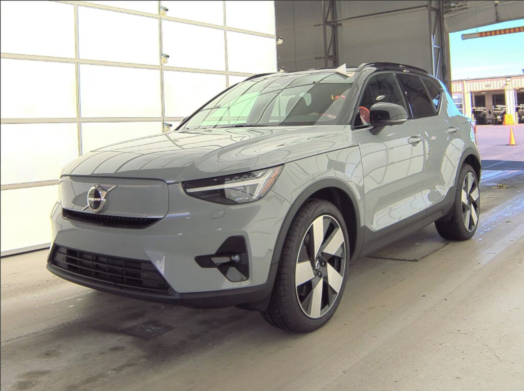 Certified 2024 Volvo XC40 Recharge Pure Electric Ultimate SUV