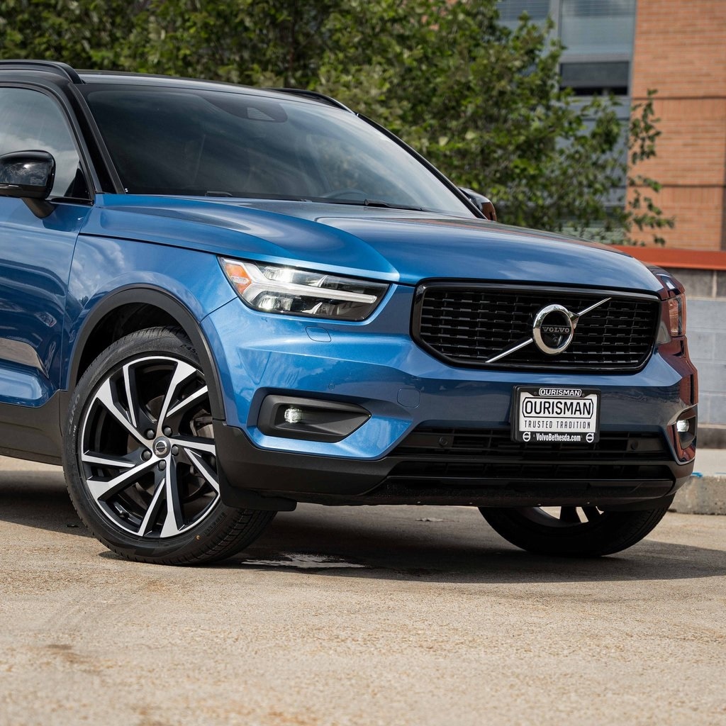 Used 2021 Volvo XC40 R-Design with VIN YV4162UM5M2490700 for sale in Bethesda, MD