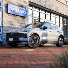 2026 Volvo EX30 Cross Country Ultra SUV