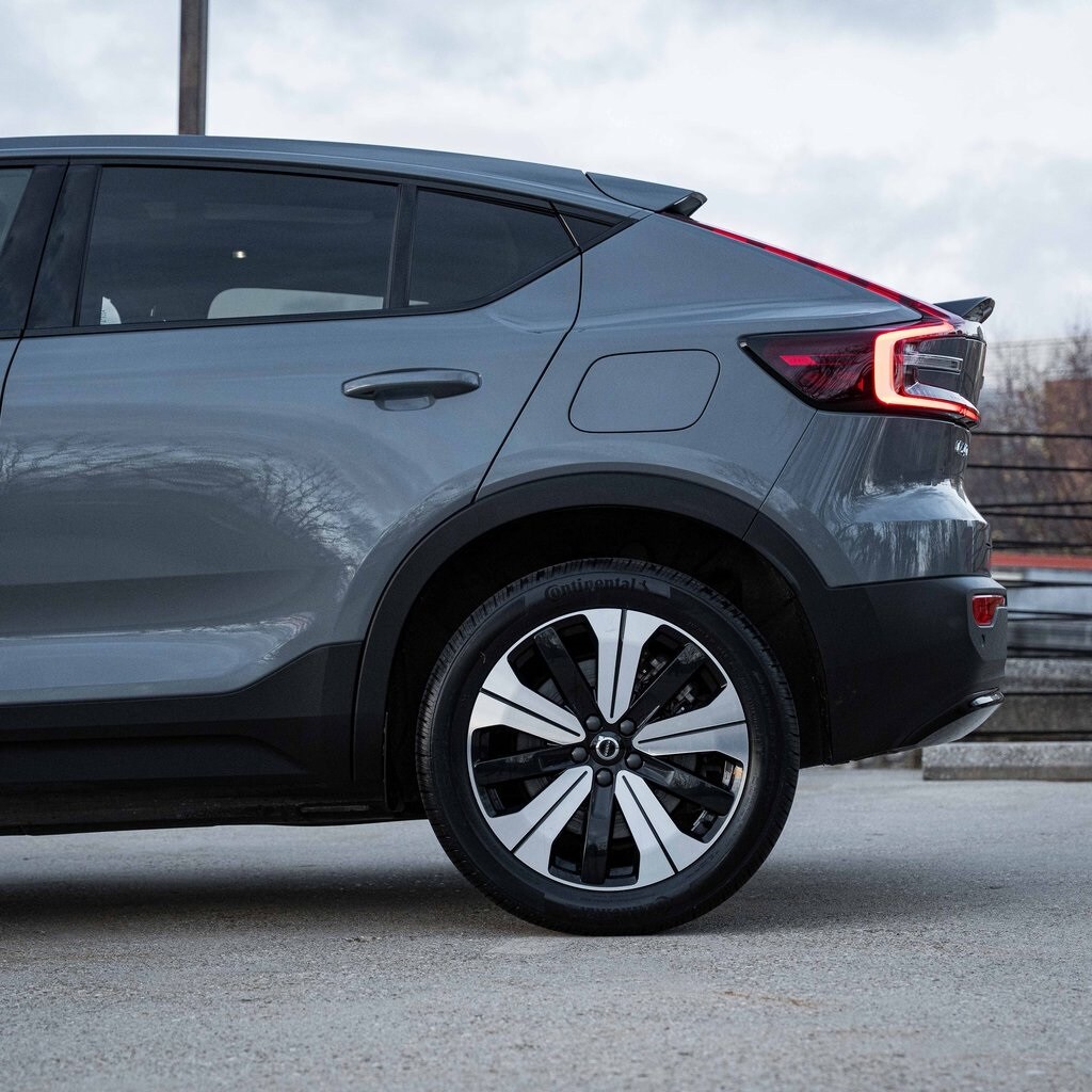 2023 Volvo C40 Recharge Plus photo 2