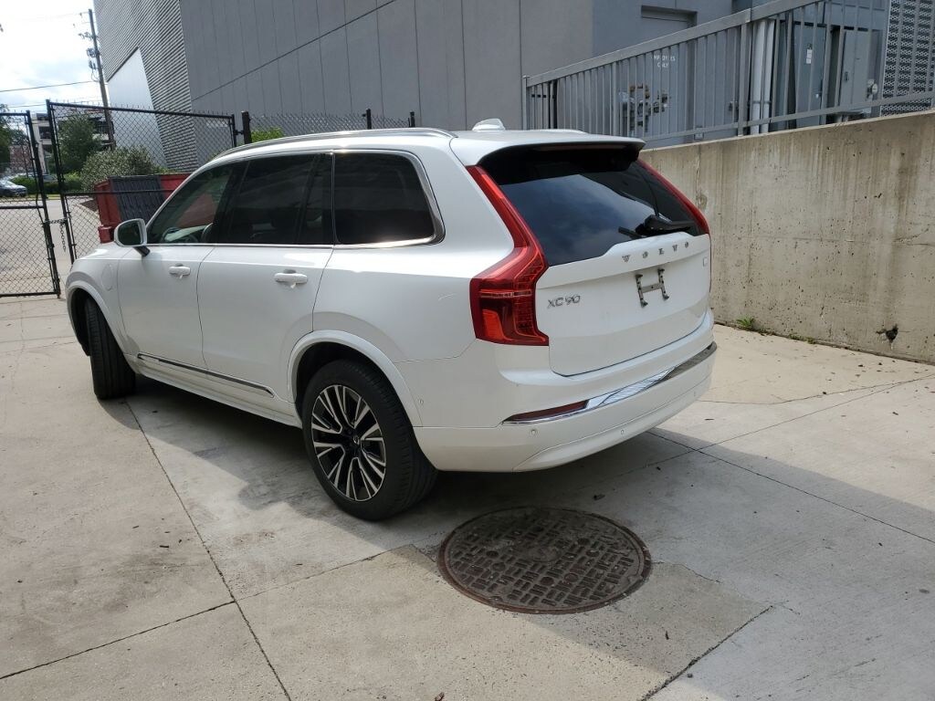 Certified 2024 Volvo XC90 plug-in hybrid T8 Plus 6 Passenger SUV
