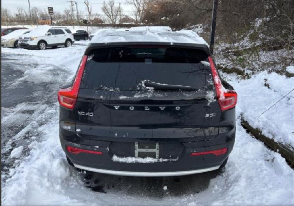 Used 2023 Volvo XC40 B5 Plus Bright Theme SUV