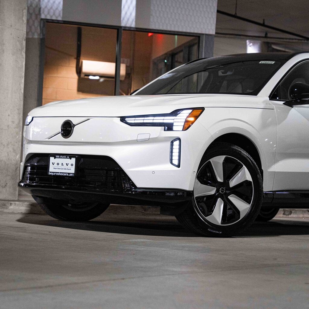New 2026 Volvo EX90 Twin Motor Plus 6-Seater SUV