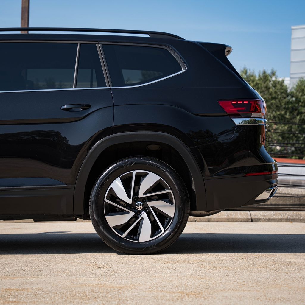 Certified 2026 Volkswagen Atlas 2.0T SE w/Technology SUV