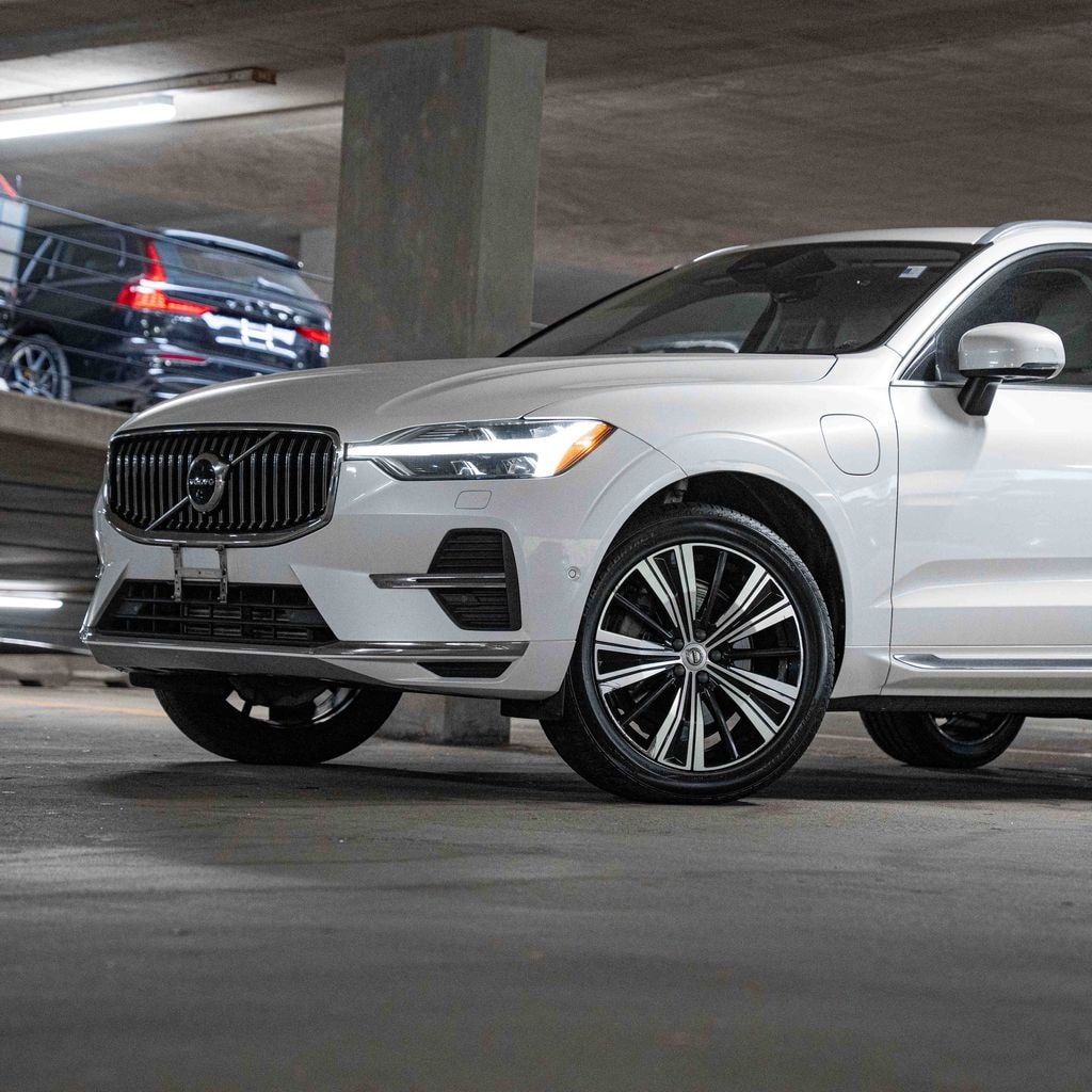 Used 2023 Volvo XC60 Recharge Plug-In Hybrid T8 Plus Bright Theme SUV