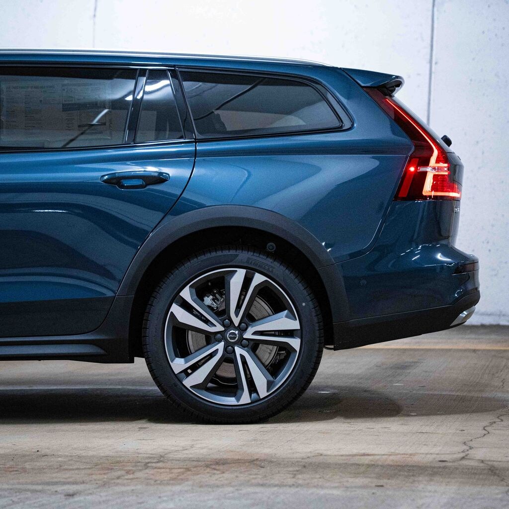 New 2026 Volvo V60 Cross Country B5 Plus Wagon