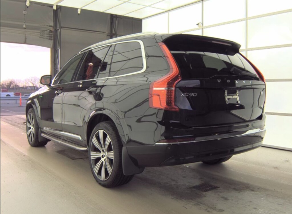 Used 2024 Volvo XC90 plug-in hybrid T8 Plus 6 Passenger SUV