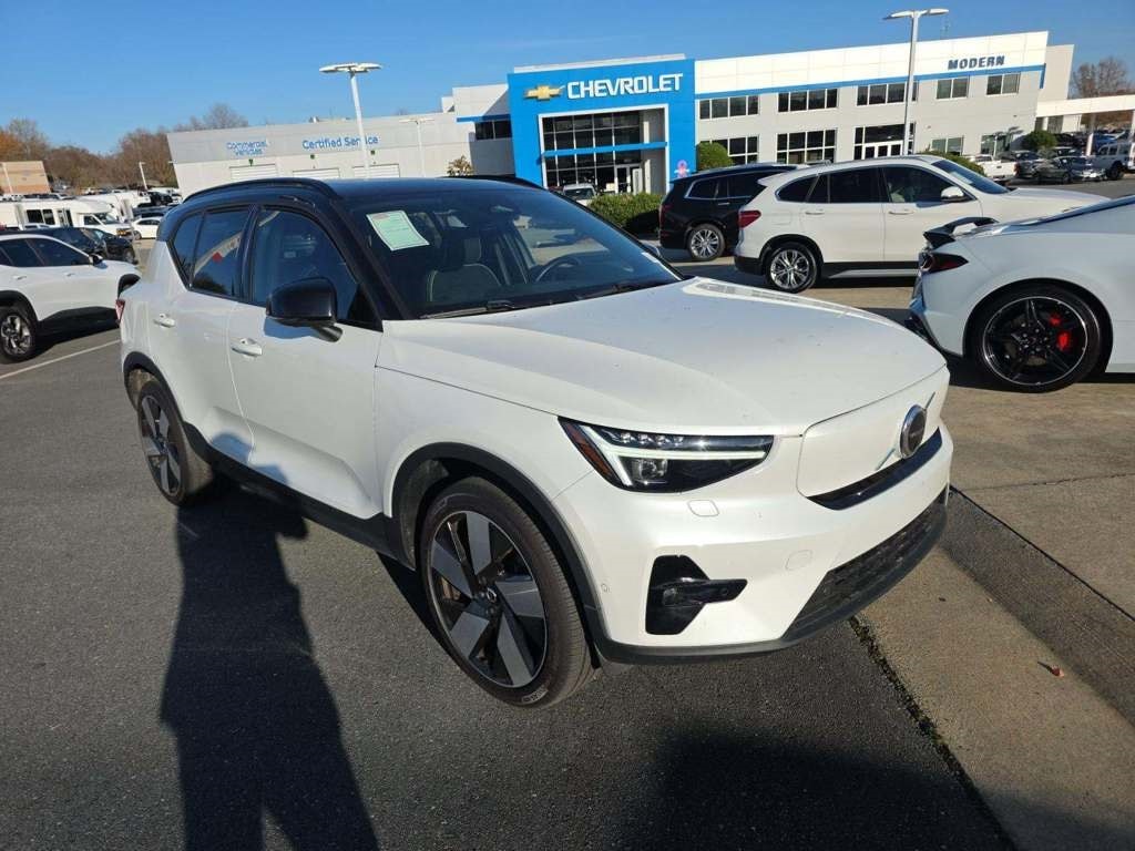 Used 2024 Volvo XC40 Recharge Pure Electric Ultimate SUV