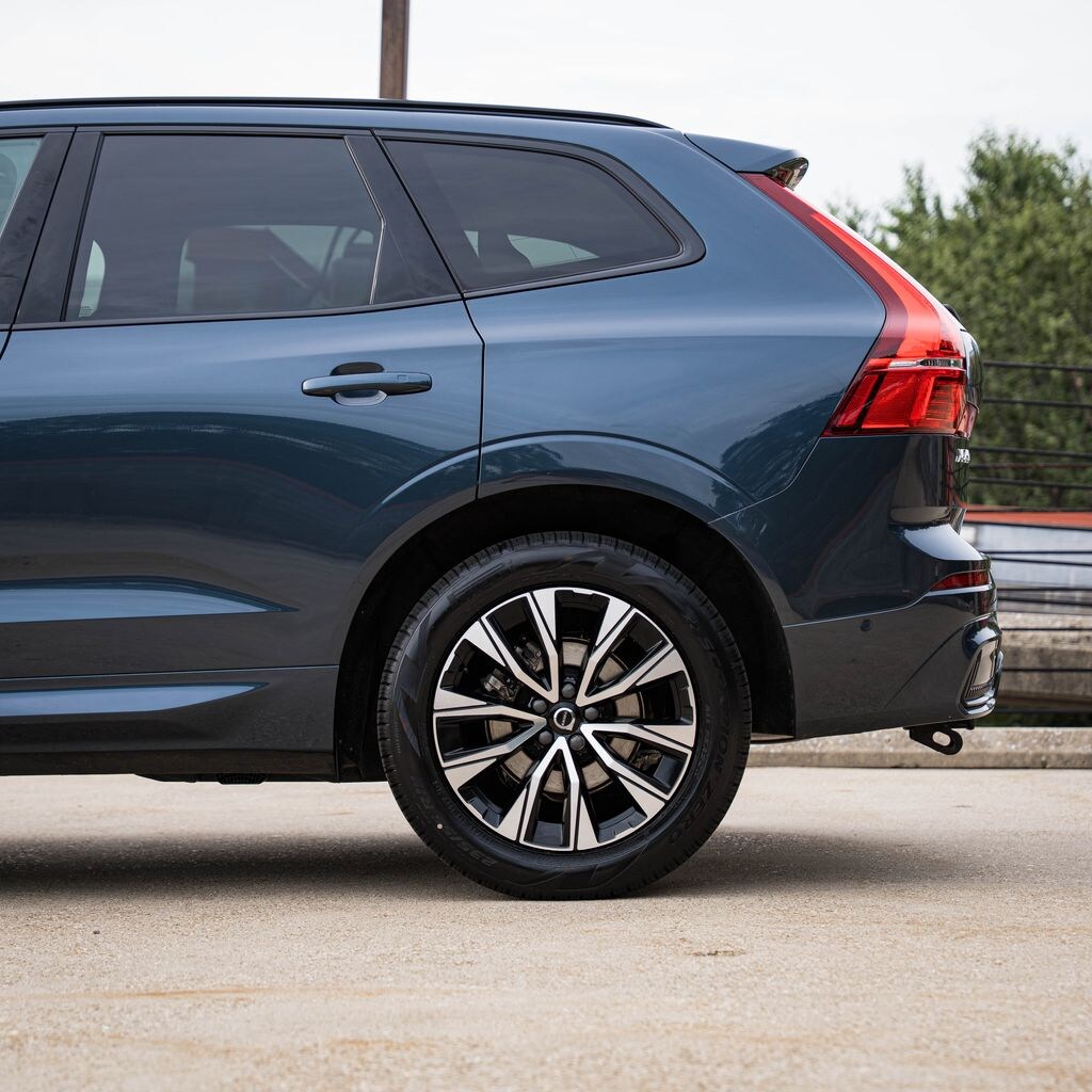 Certified 2024 Volvo XC60 B5 Plus Dark Theme SUV