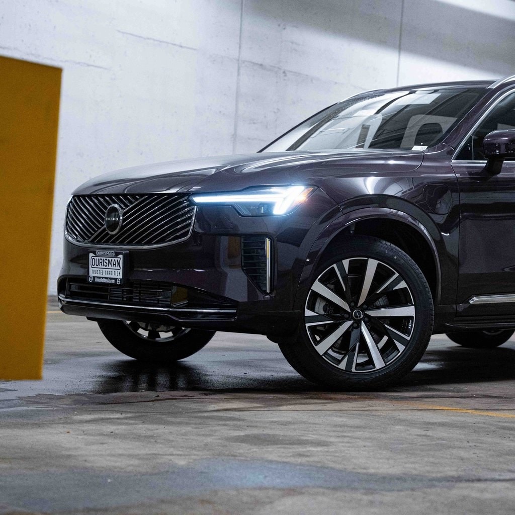 New 2025 Volvo XC90 plug-in hybrid T8 (2025.5) Core 7-Seater SUV