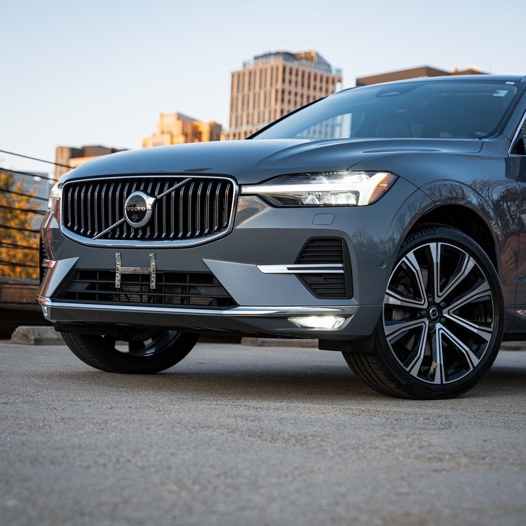 Used 2023 Volvo XC60 B6 Ultimate Bright Theme SUV