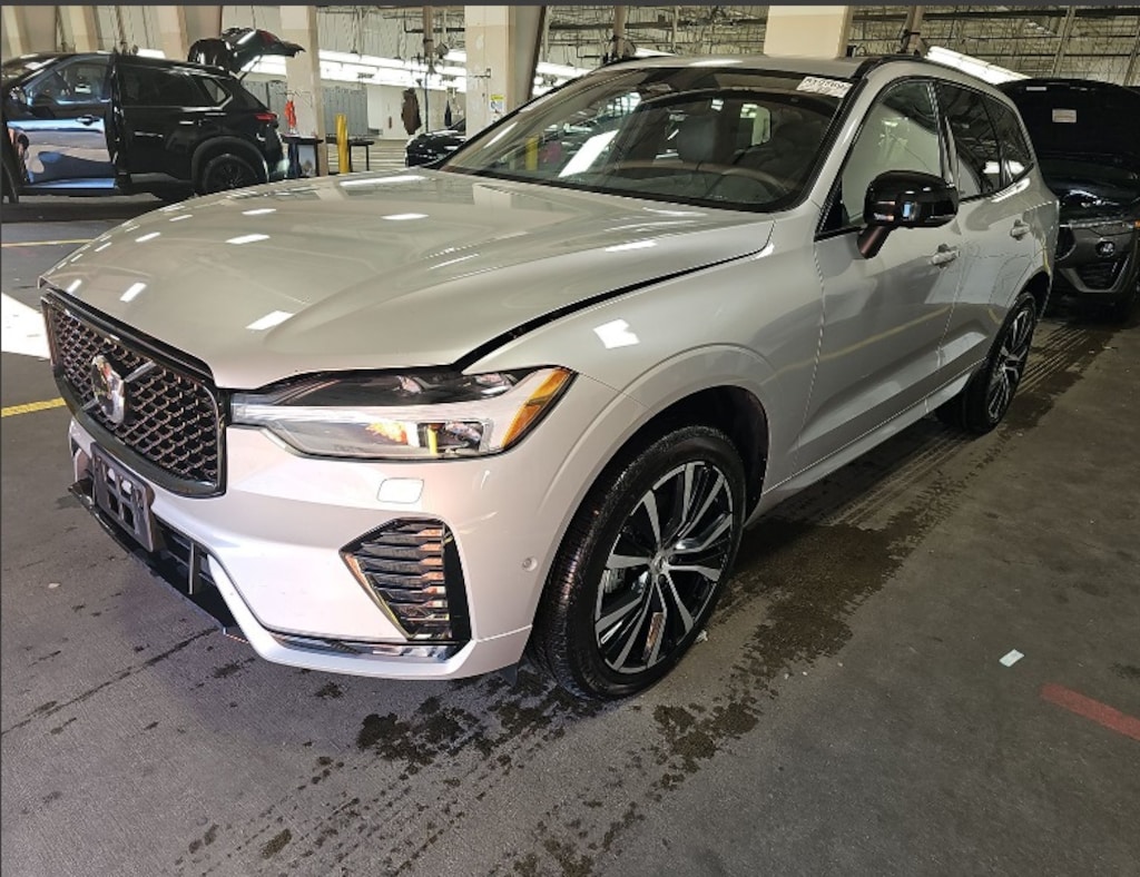Used 2025 Volvo XC60 B5 Plus SUV