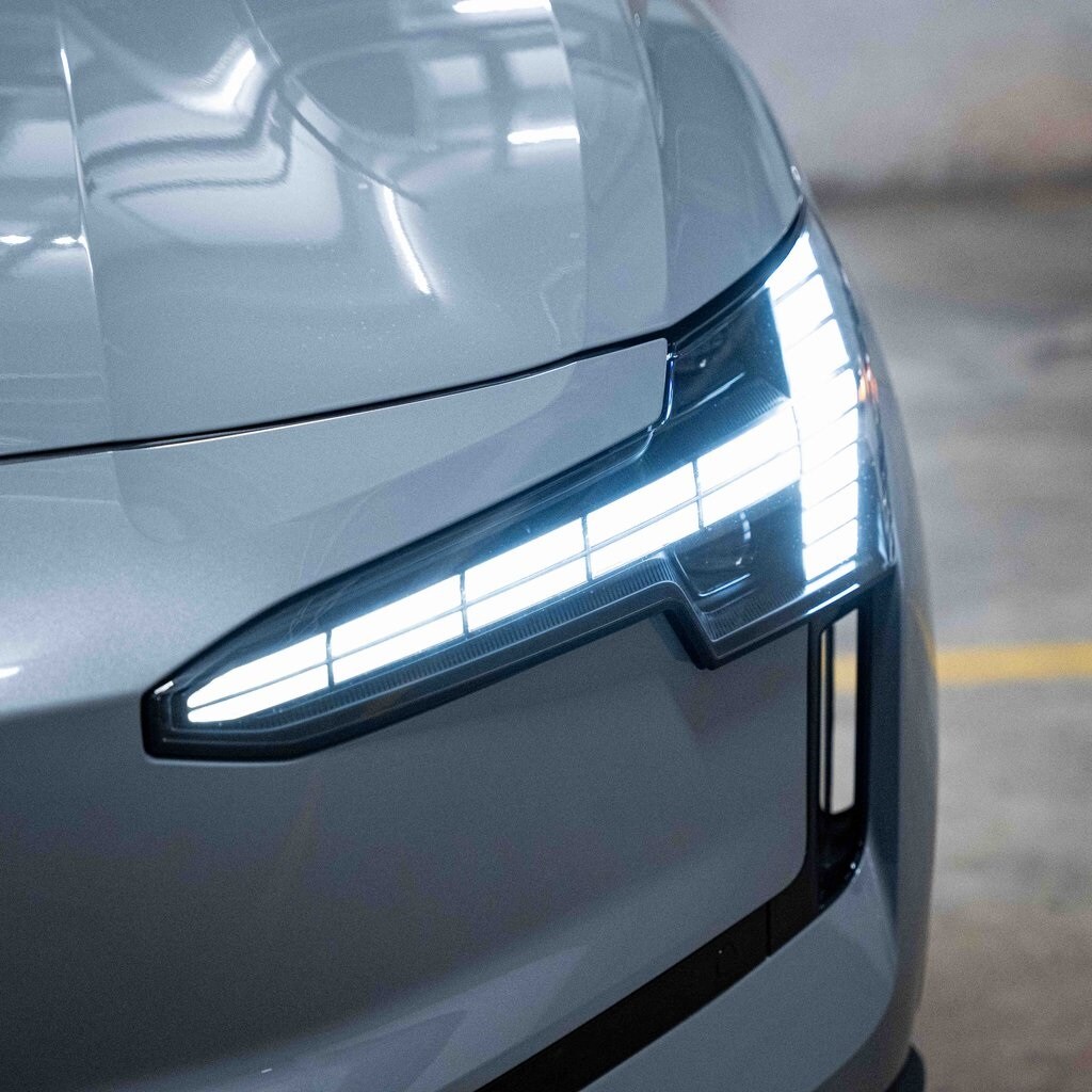 New 2026 Volvo EX30 Twin Motor Ultra SUV