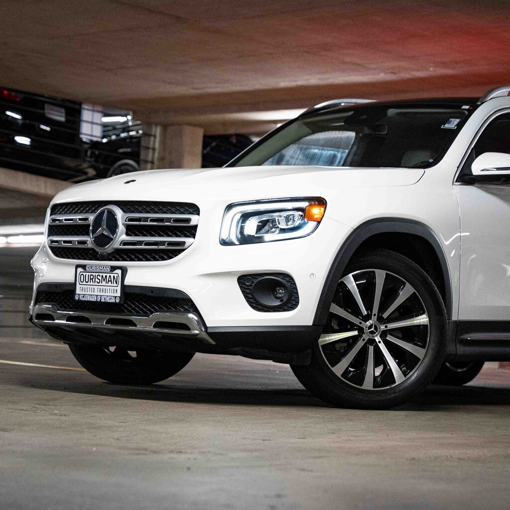 2022 Mercedes Benz GLB 250 photo 2