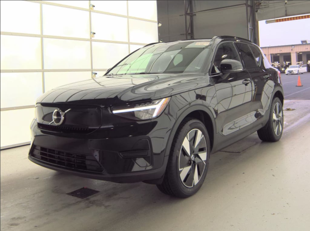 Certified 2024 Volvo XC40 Recharge Pure Electric Core SUV