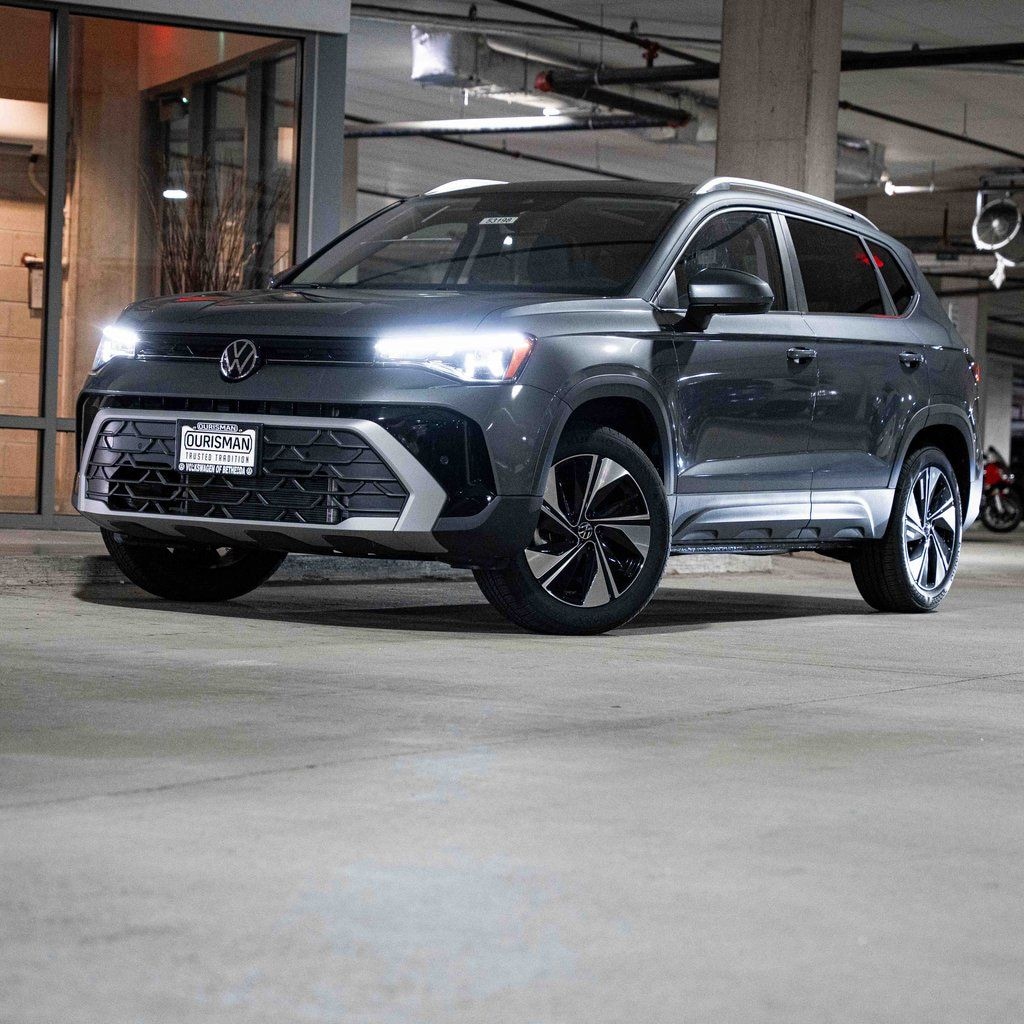 New 2026 Volkswagen Taos 1.5T SE SUV