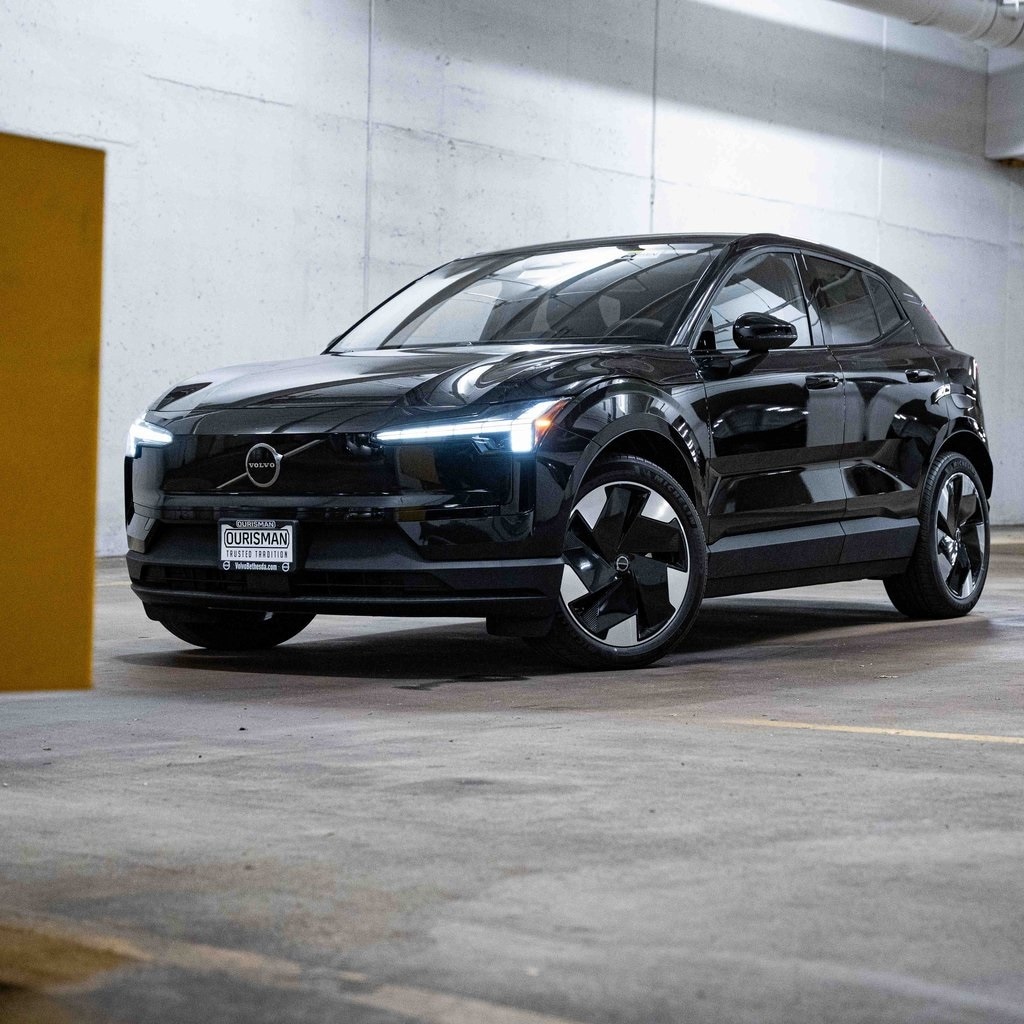 New 2025 Volvo EX30 Twin Motor Plus SUV
