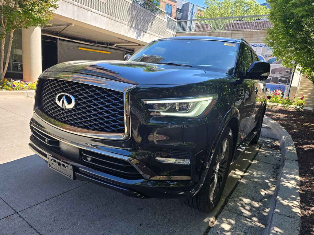 2024 INFINITI QX80's photo