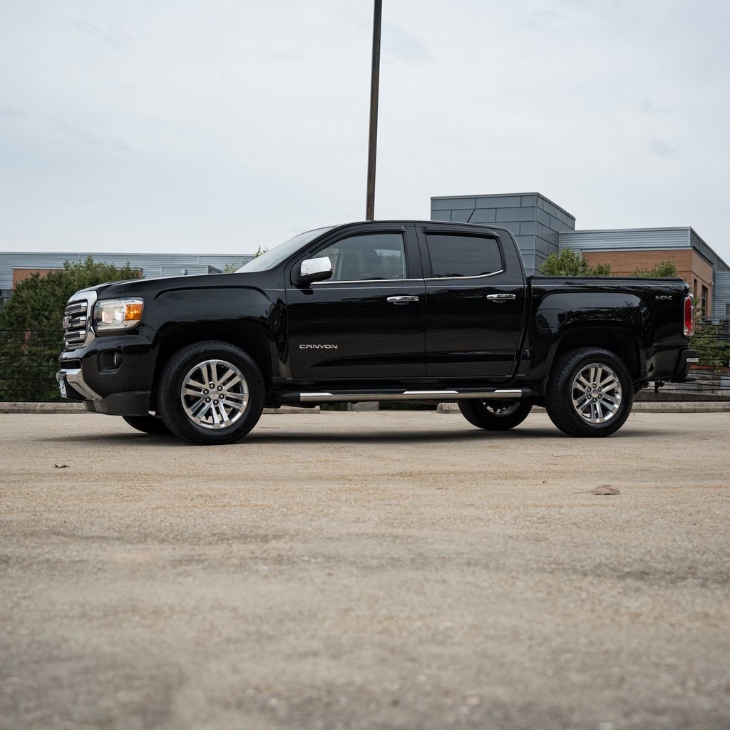 Used 2017 GMC Canyon SLT Truck Crew Cab