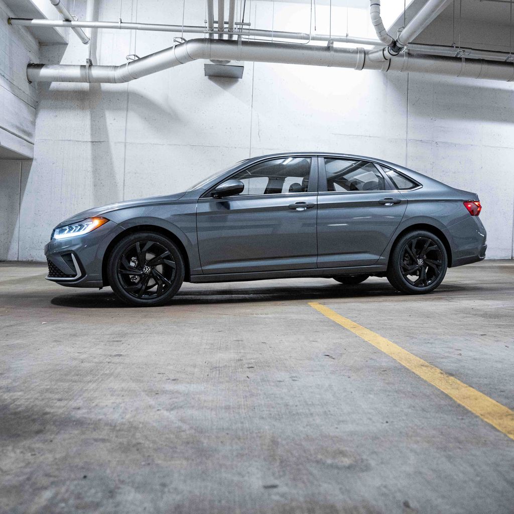 2026 Volkswagen Jetta SE - Photo 3