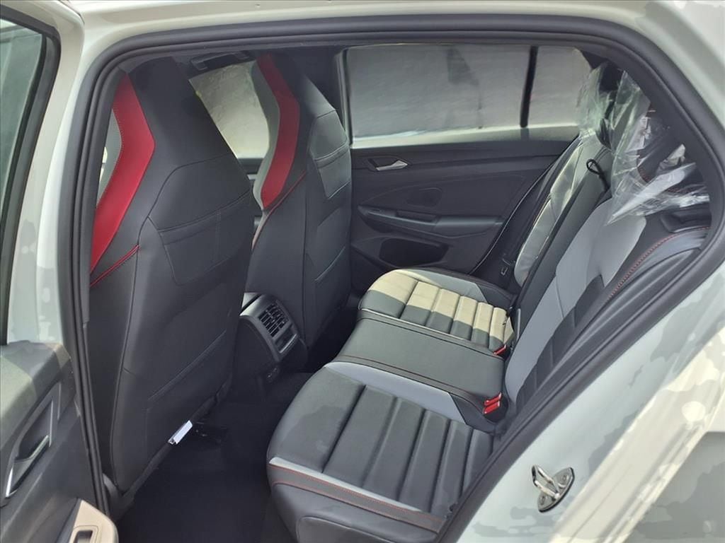 2026 Volkswagen Golf GTI SE - Photo 12
