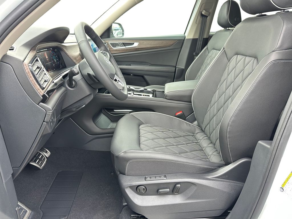 2026 Volkswagen Atlas SEL Premium R-Line - Photo 9