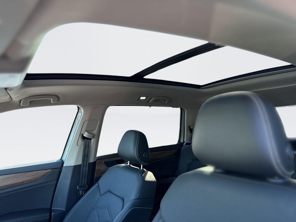 2026 Volkswagen Atlas SE w/Tech - Photo 16