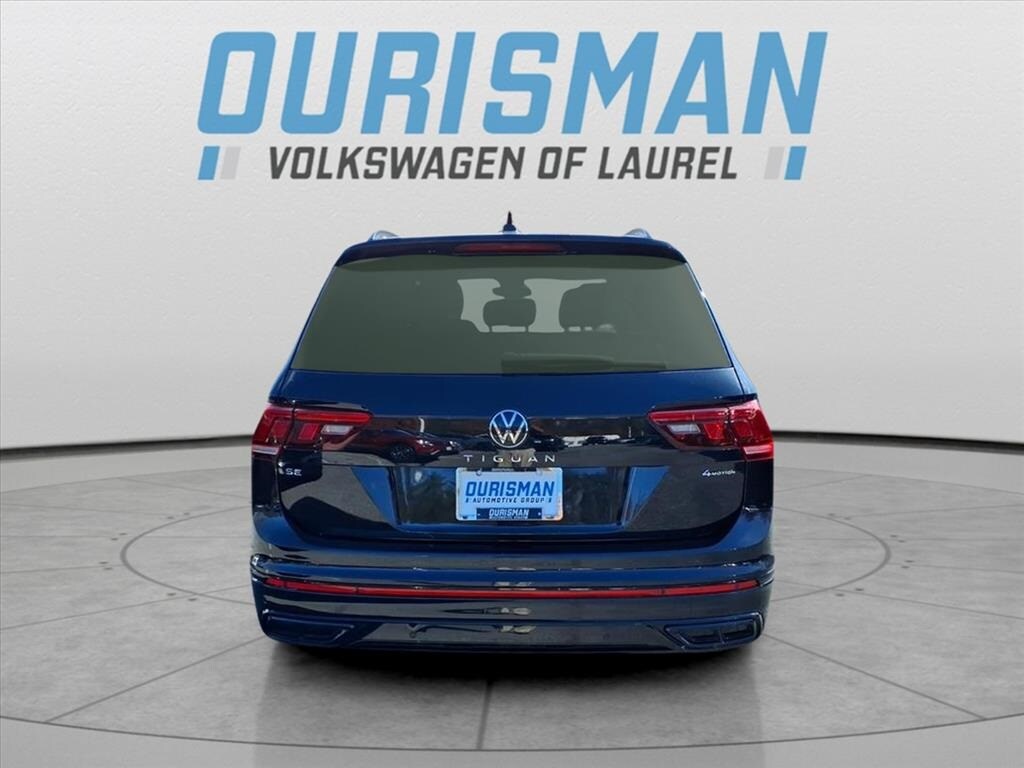 2024 Volkswagen Tiguan SE R-Line Black photo 3