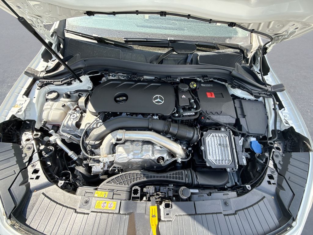 2025 Mercedes-Benz GLA GLA250 - Photo 18