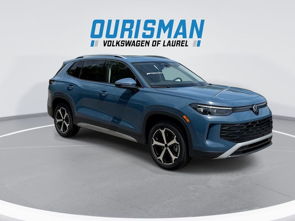 New 2026 Volkswagen Tiguan 2.0T SE SUV
