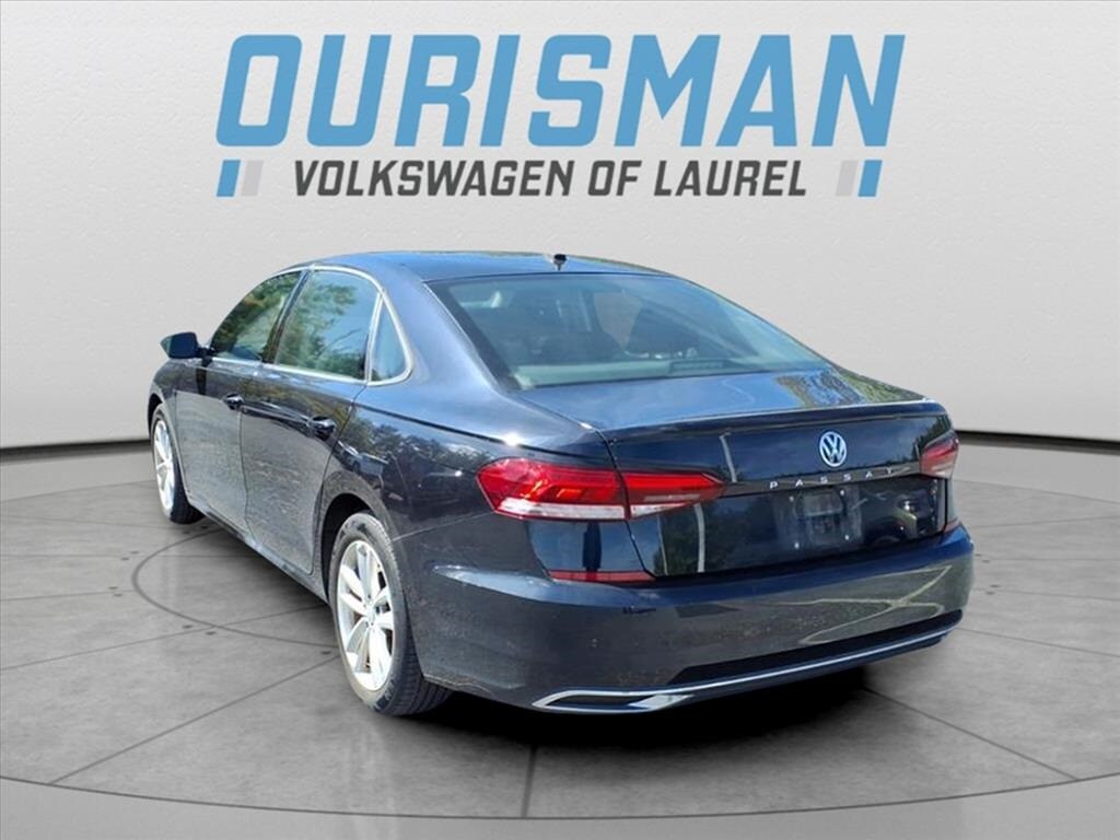 2021 Volkswagen Passat 2.0T S photo 3