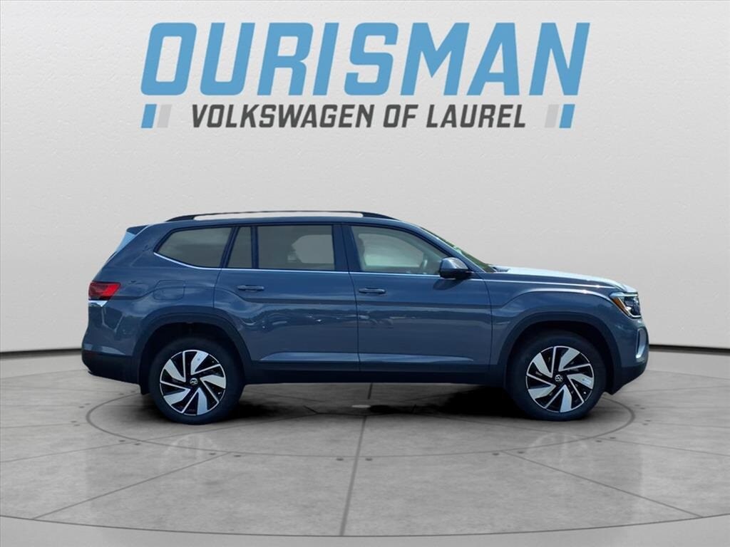 2026 Volkswagen Atlas SE Technology photo 2