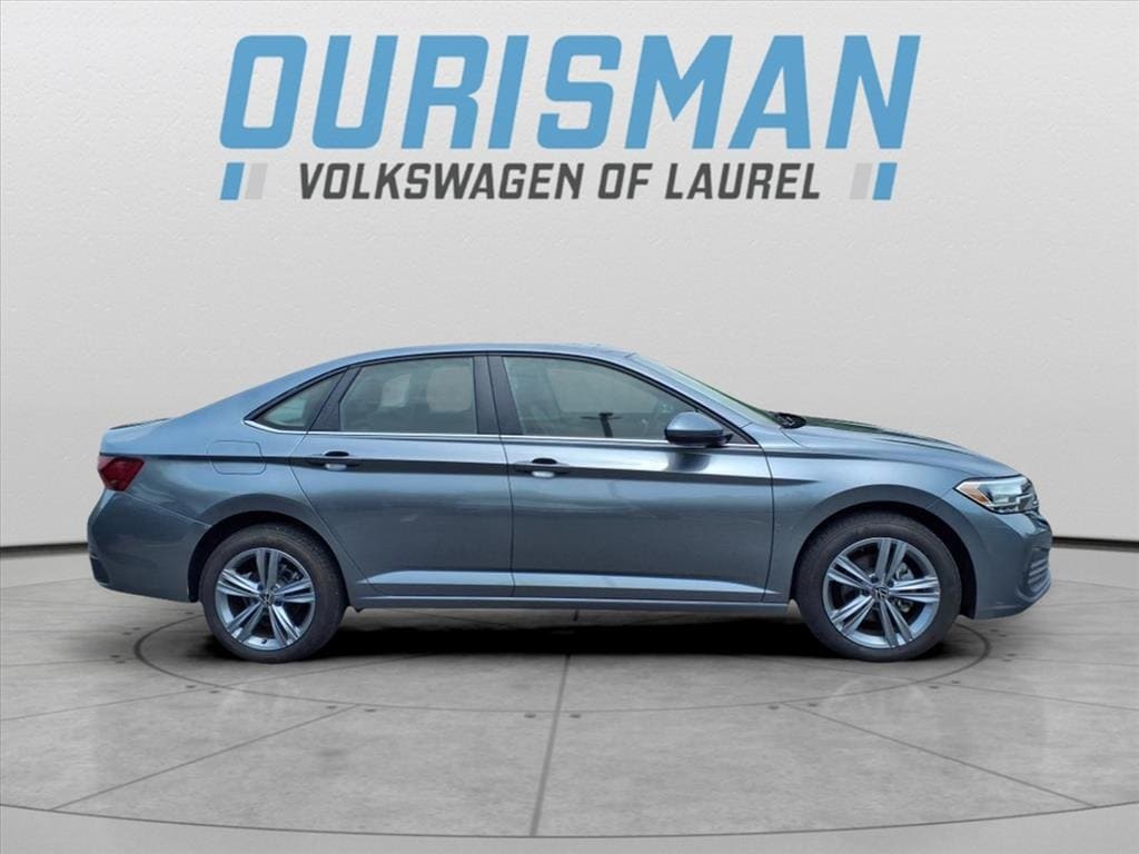 Used 2024 Volkswagen Jetta SE with VIN 3VW7M7BU9RM011324 for sale in Laurel, MD