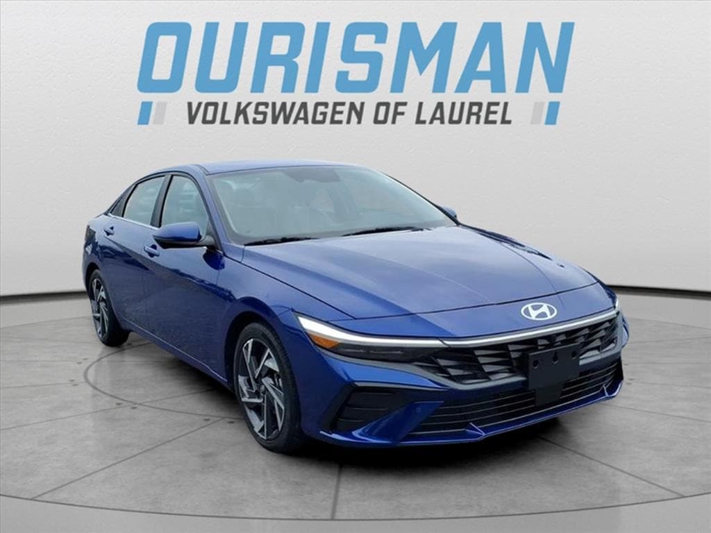 Used 2024 Hyundai Elantra Limited Sedan