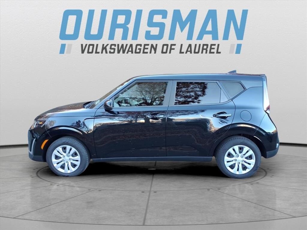 Used 2023 Kia Soul LX Hatchback