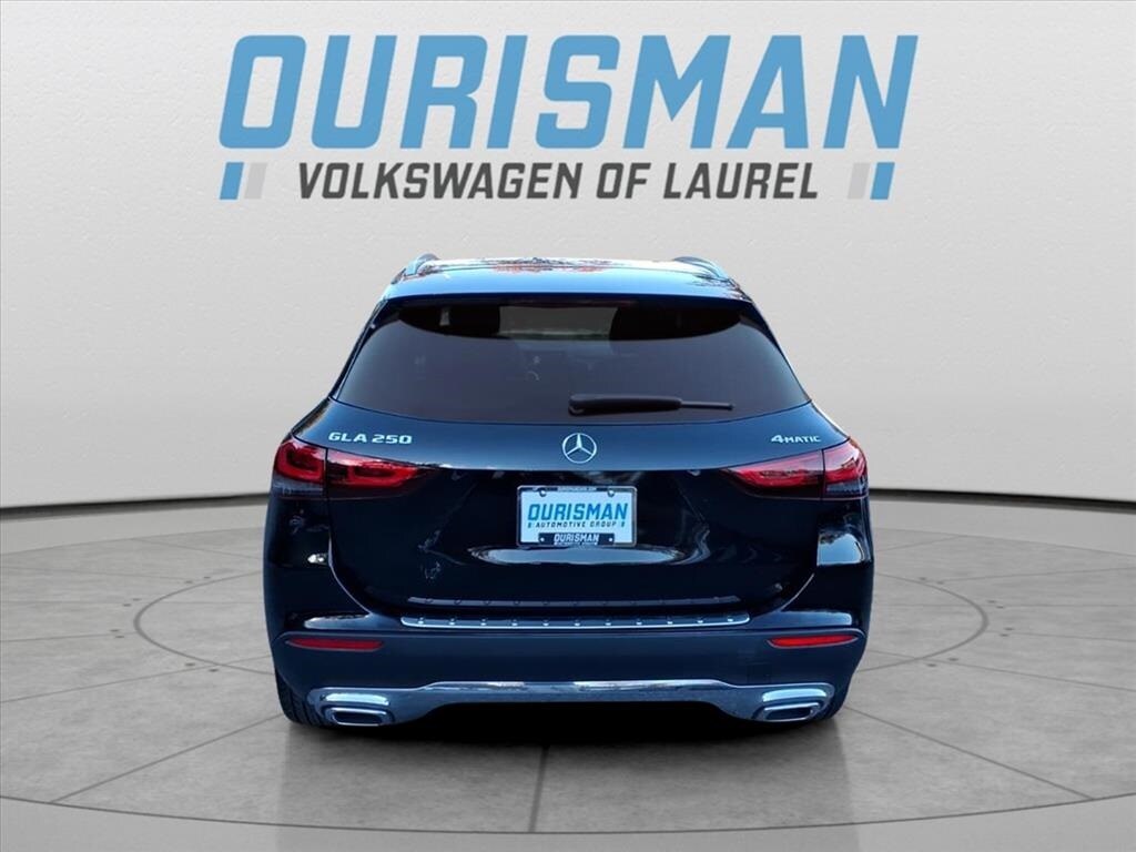 2021 Mercedes Benz GLA 250 4MATIC photo 4