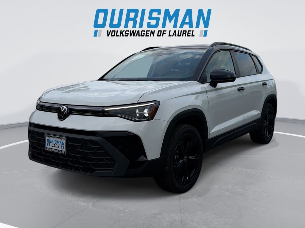 New 2026 Volkswagen Taos 1.5T SE Black SUV