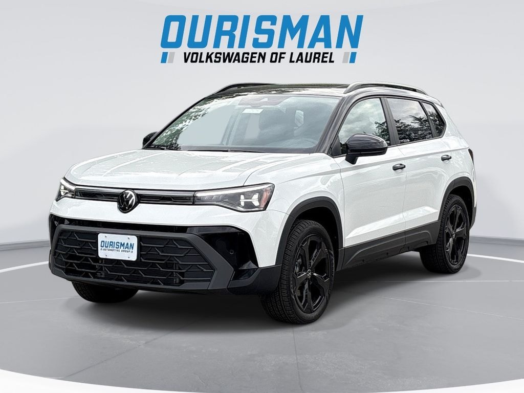 New 2026 Volkswagen Taos 1.5T SE Black SUV