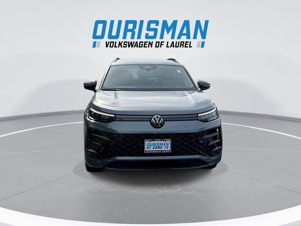 Used 2025 Volkswagen Tiguan 2.0T SE R-Line Black SUV