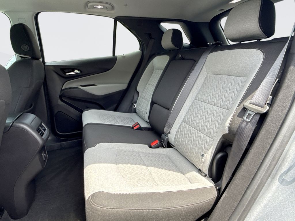2024 Chevrolet Equinox LT - Photo 24