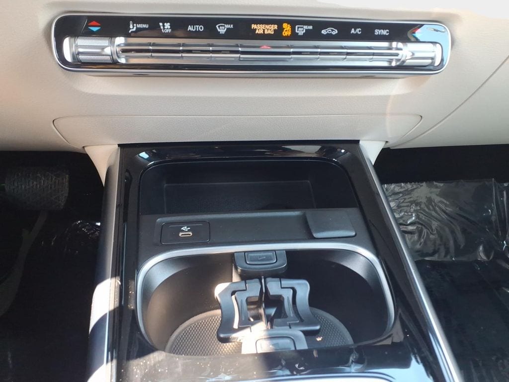 2025 Mercedes-Benz GLA GLA250 - Photo 22