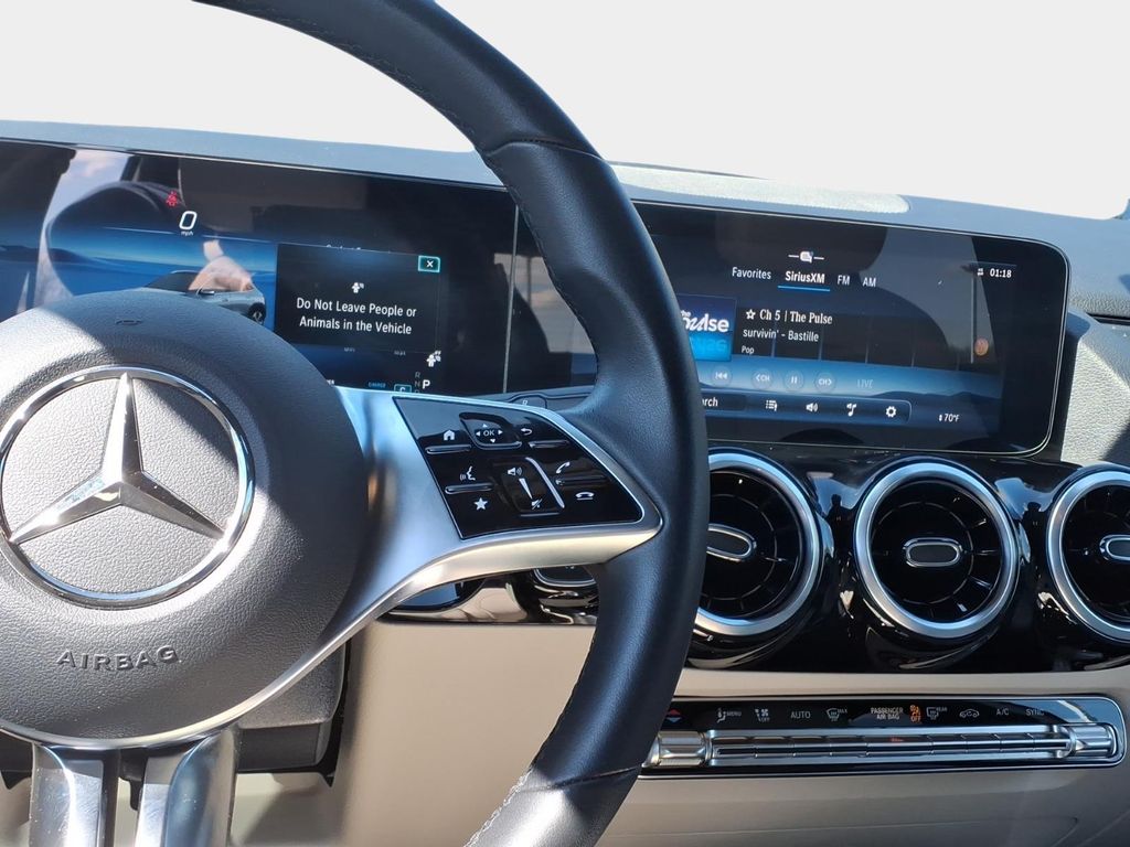 2025 Mercedes-Benz GLA GLA250 - Photo 7