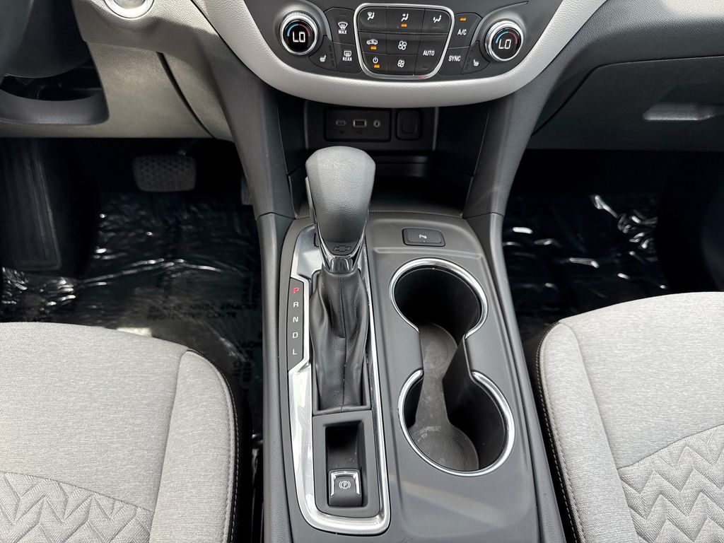 2024 Chevrolet Equinox LT - Photo 21