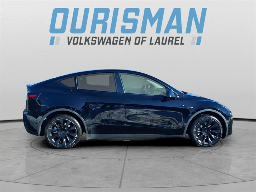 Used 2021 Tesla Model Y Long Range with VIN 5YJYGDEE0MF244863 for sale in Kansas City